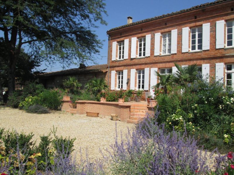 Maison et terrasse Sud